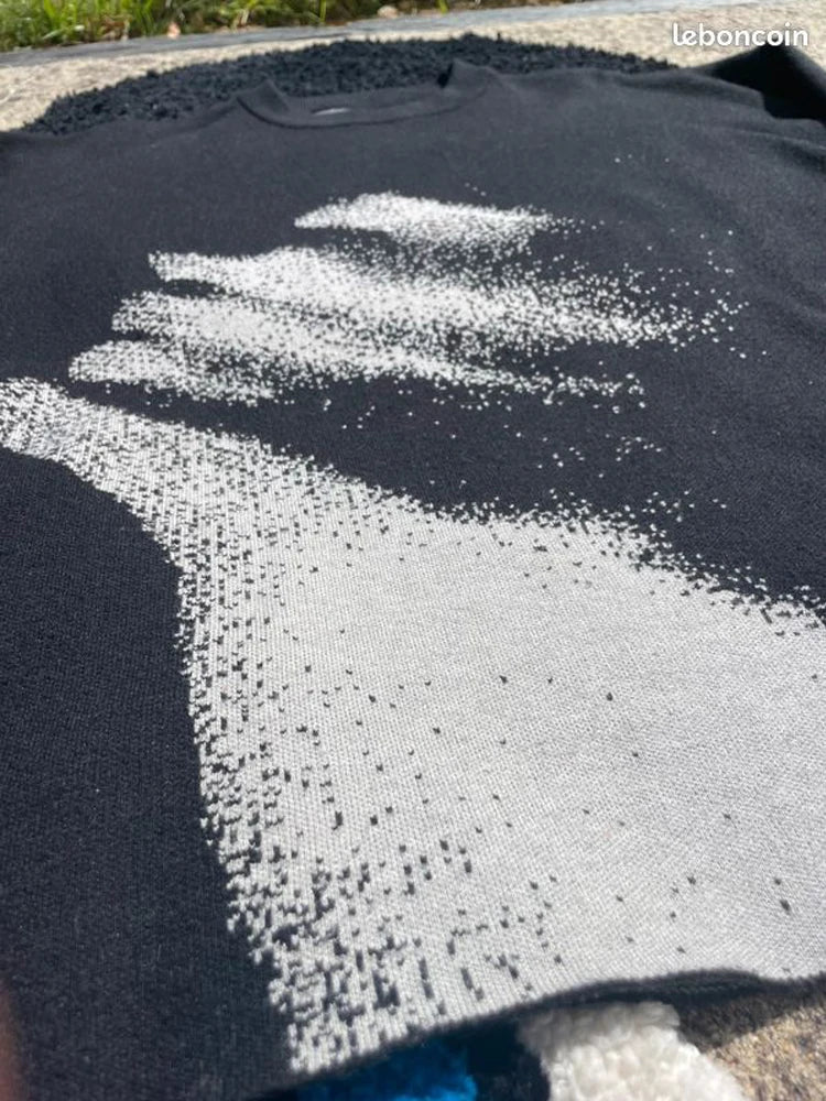 CARNIVL™ Enlighted Knitted Swater