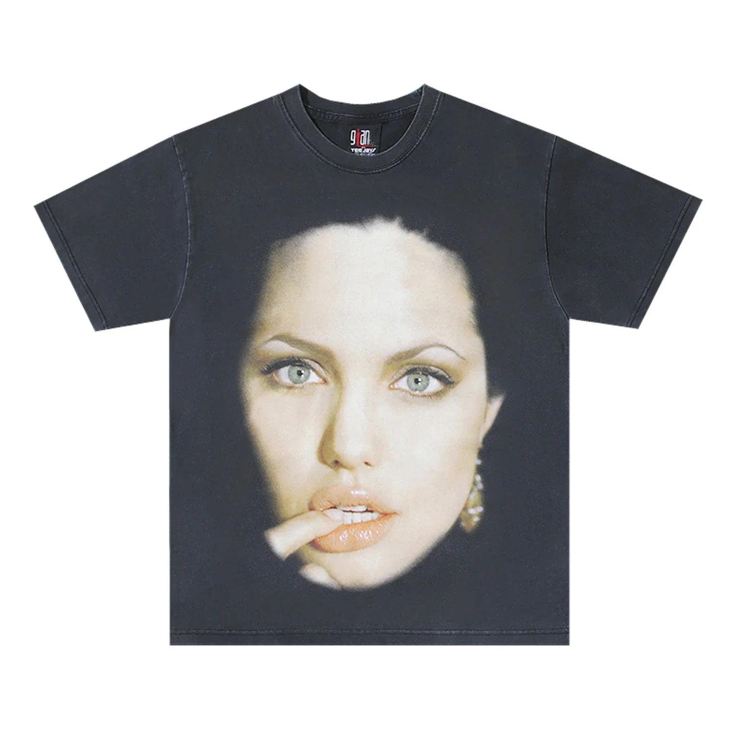 CARNIVL™ No Heart Graphic T-shirt