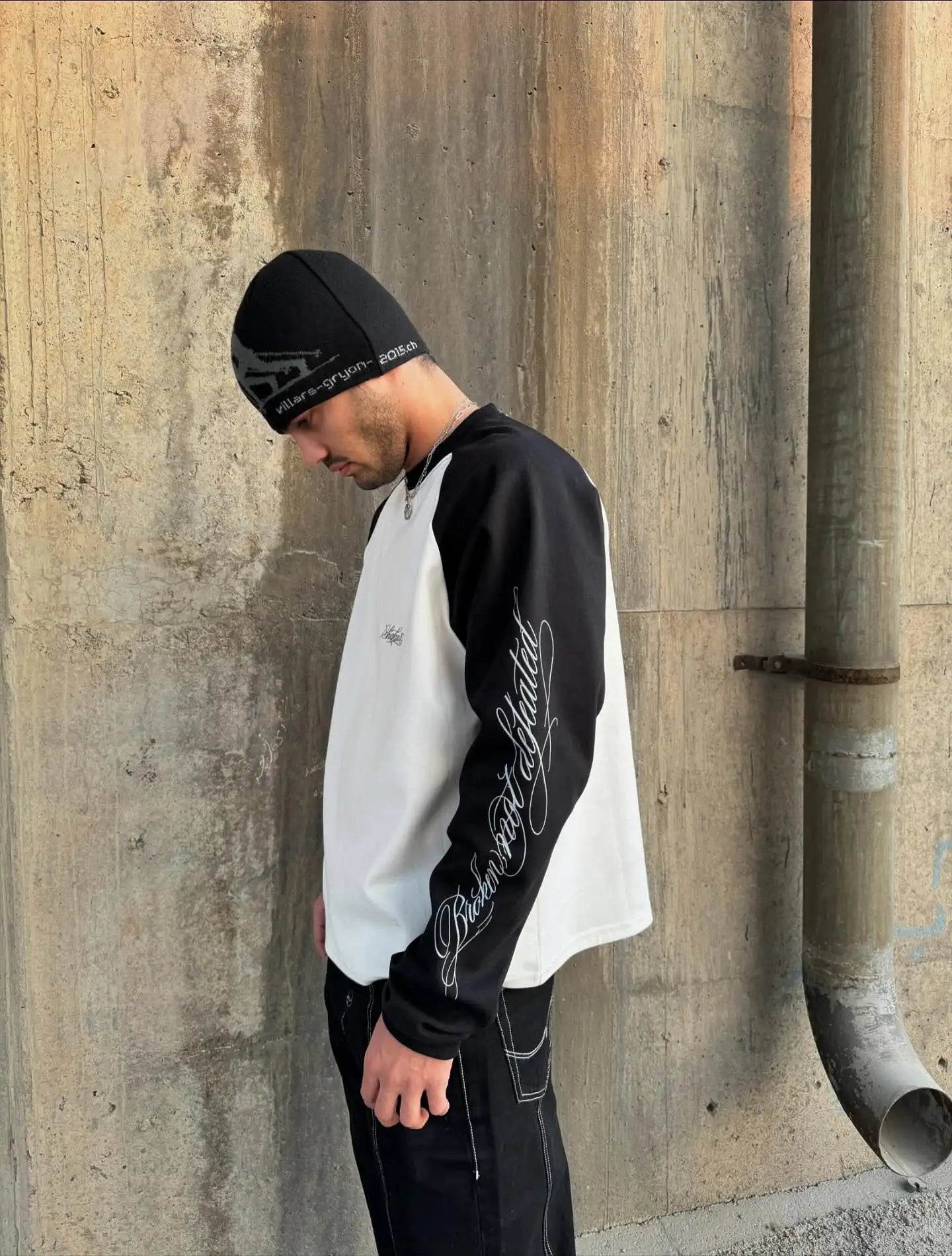 CARNIVL™ Broken Stars Sweater