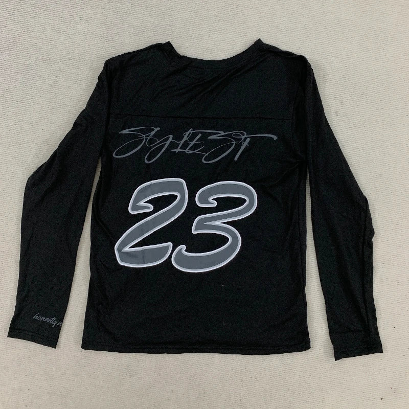 CARNIVL™ Silent 23 Sweater