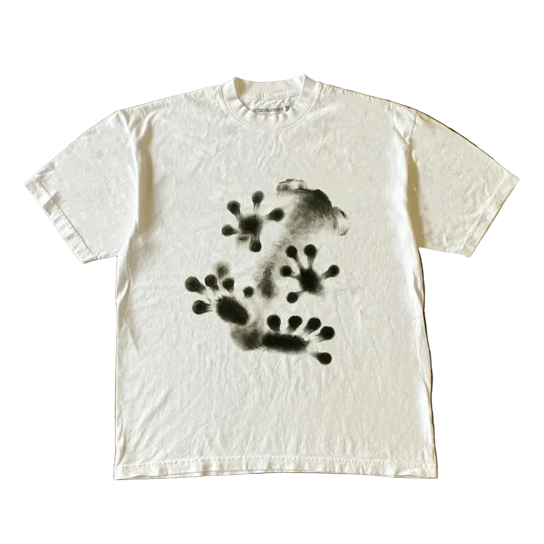 CARNIVL™ Lerking Frog T-shirt