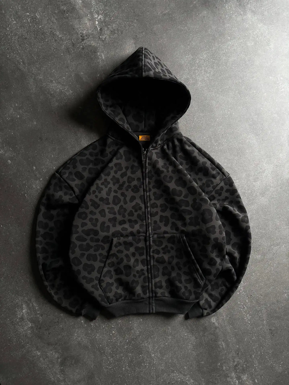 CARNIVL™ DEMIARD Noir Zip-Up