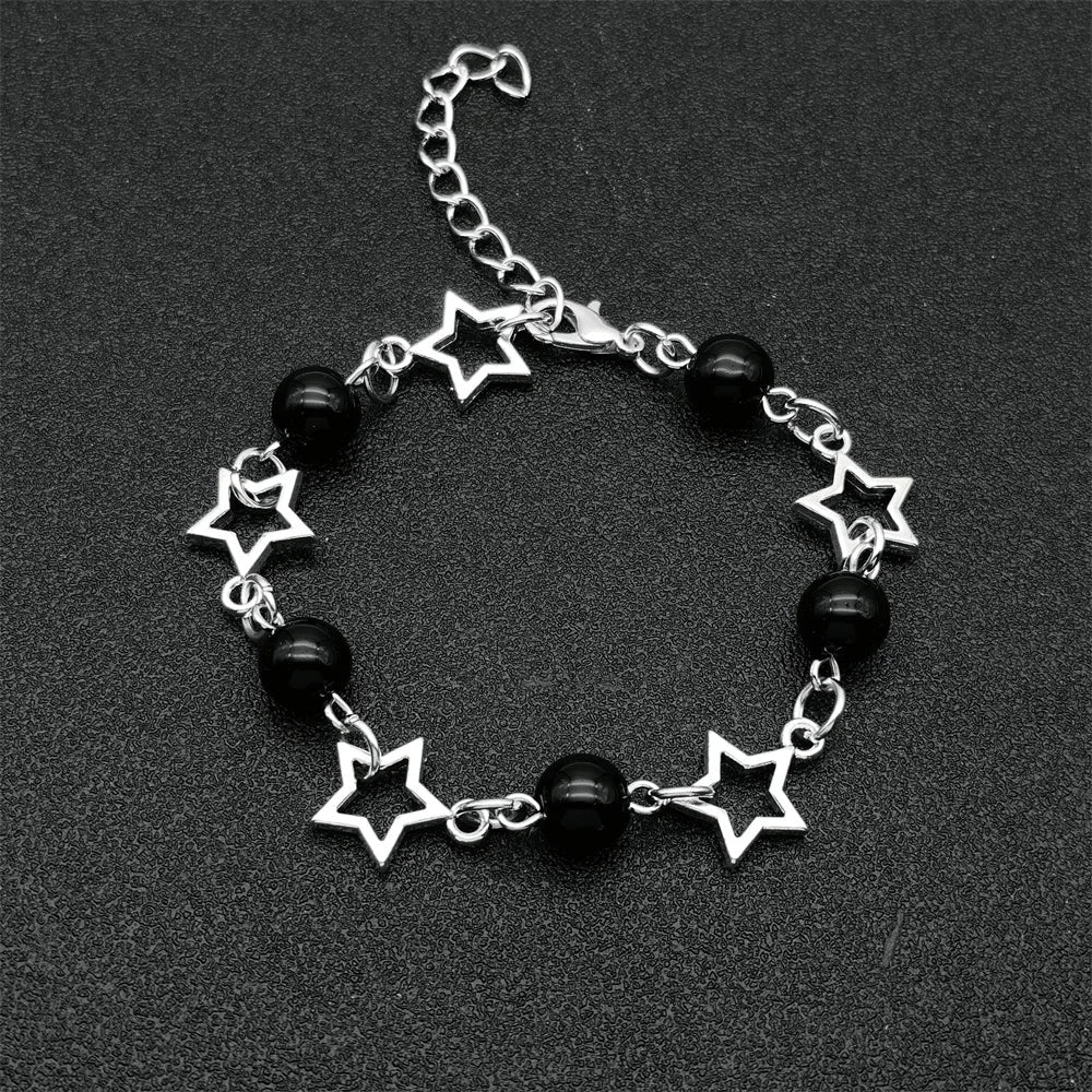 CARNIVL™ Artificial Acrylic Bracelet