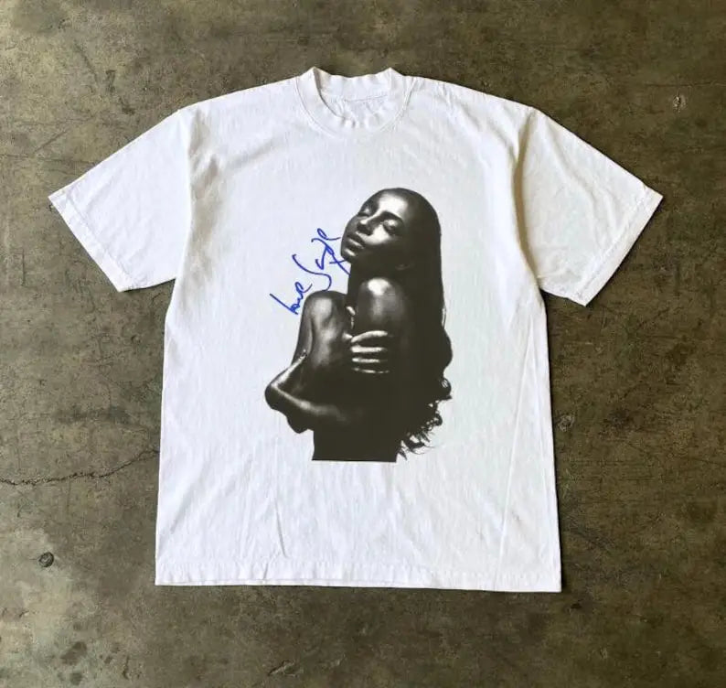 CARNIVL'™ Faded Shades of Beuty T-shirt