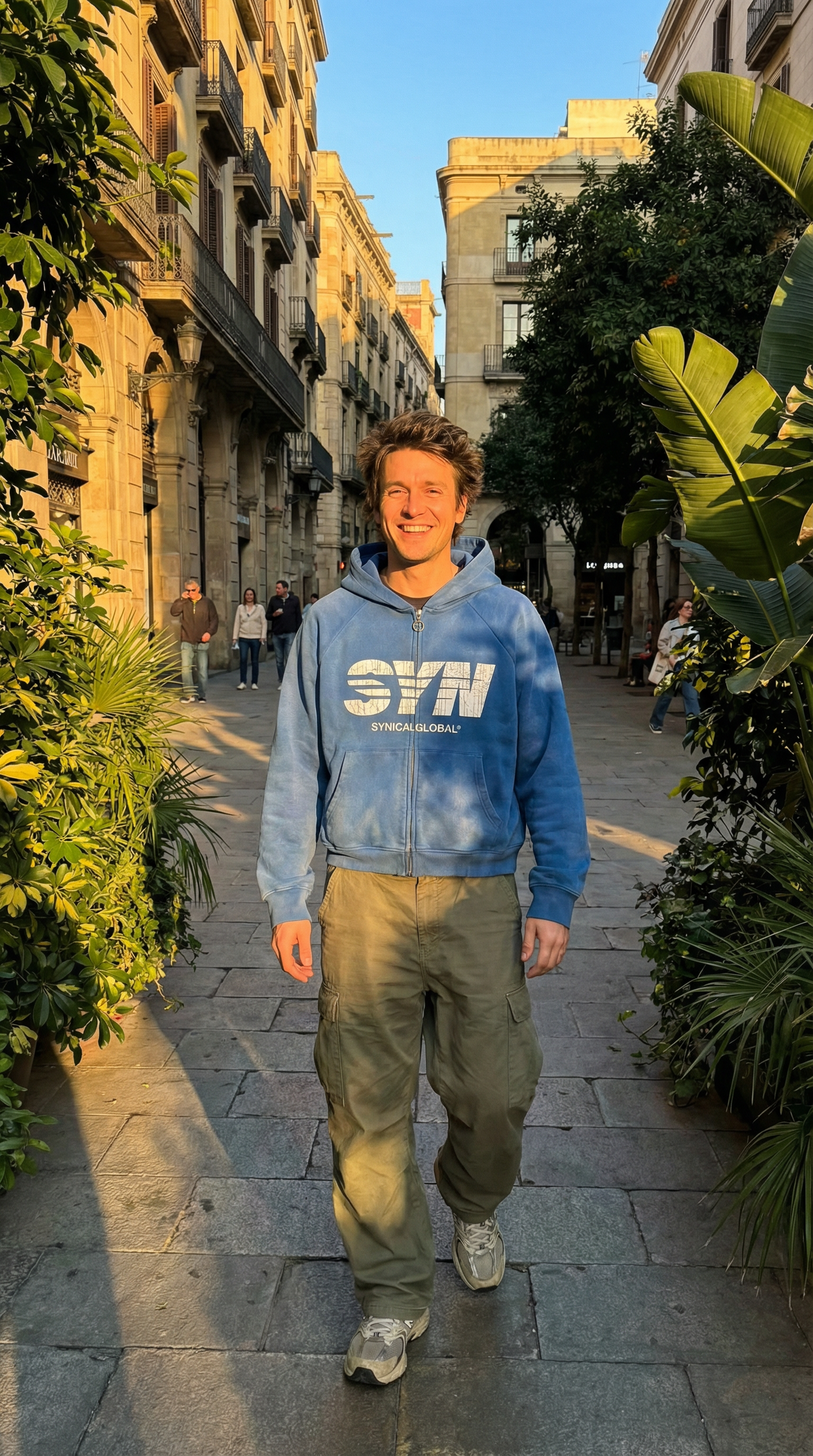 CARNIVL™ SYN Warm Zip-Up Hoodie